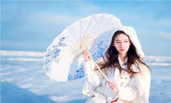 亚东试管代怀生子多少钱一个？助孕之路的费用分析与方案选择